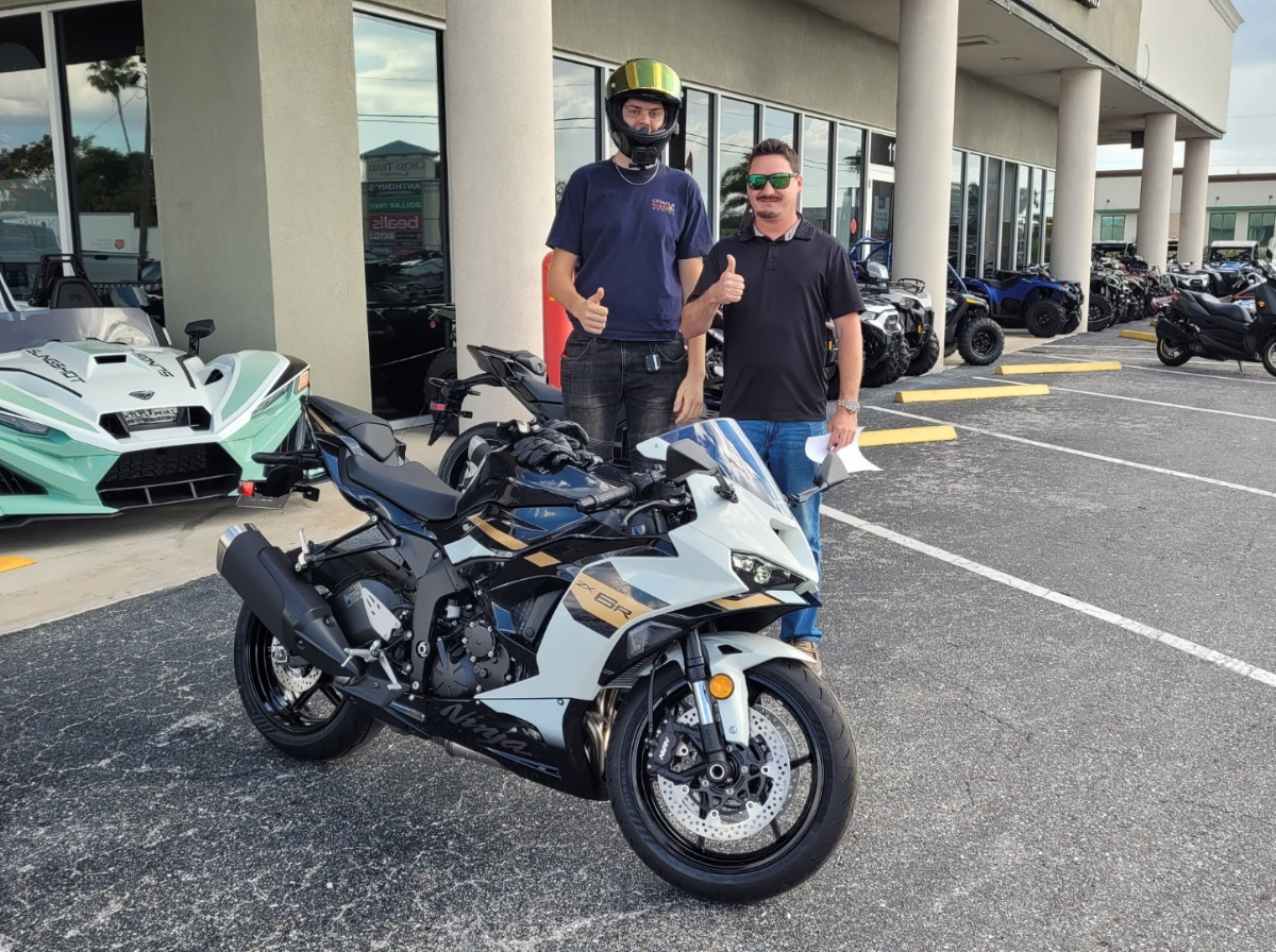 Customer testimonial photo