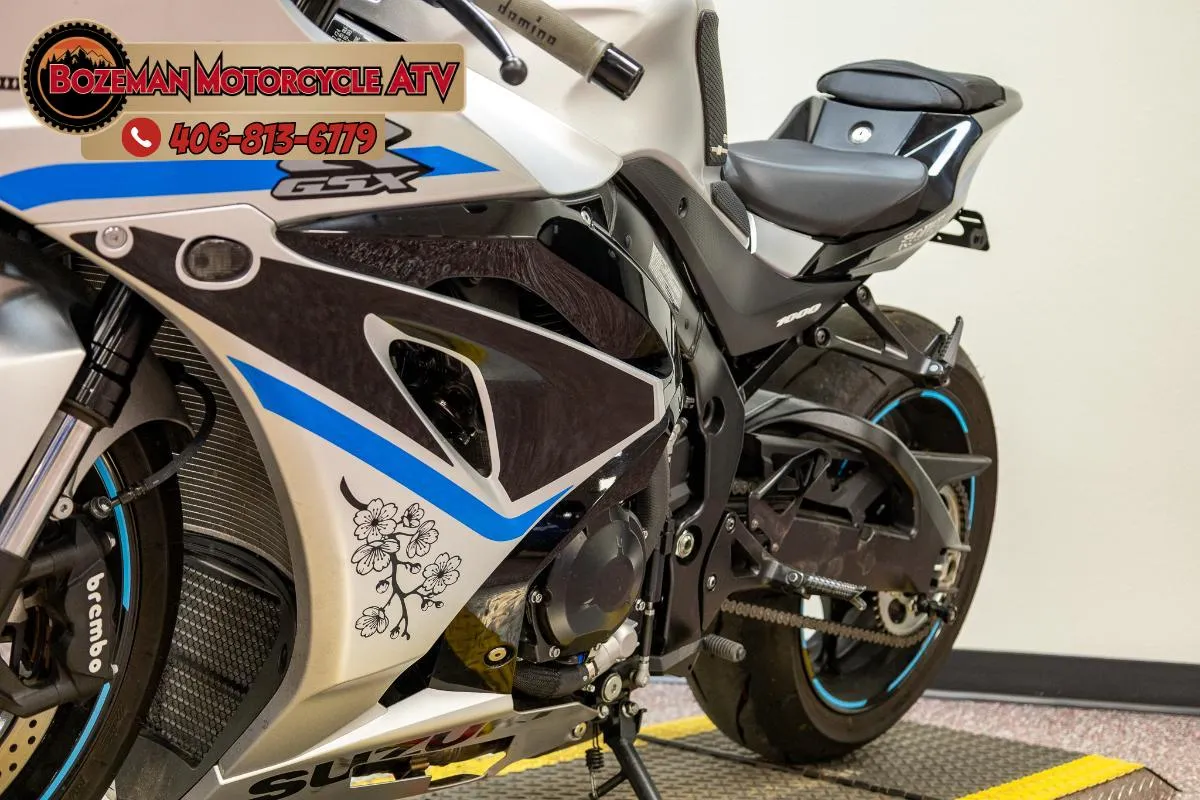 2025 SUZUKI GSX-R1000