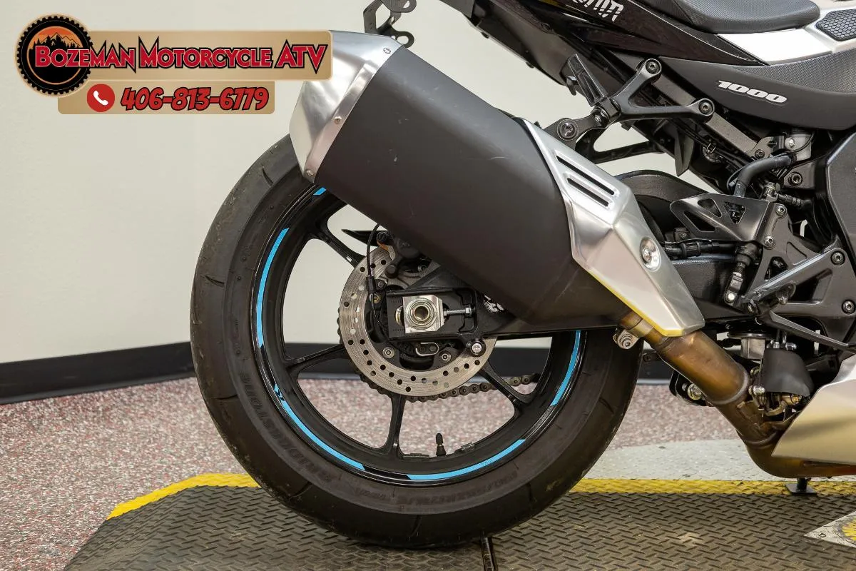 2025 SUZUKI GSX-R1000