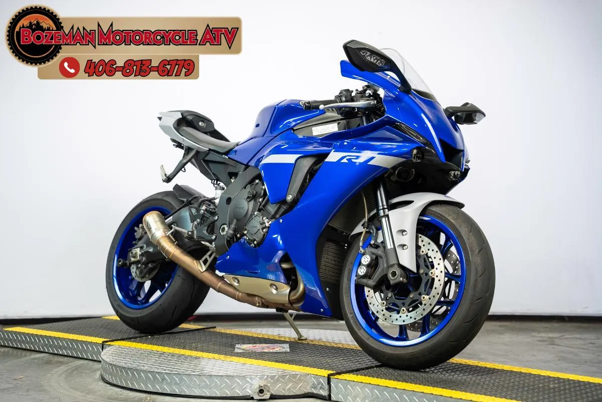 2020 YAMAHA YZF-R1 alt
