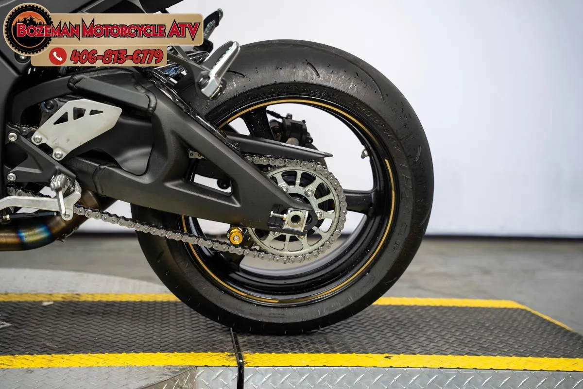 2023 KAWASAKI NINJA ZX-10R