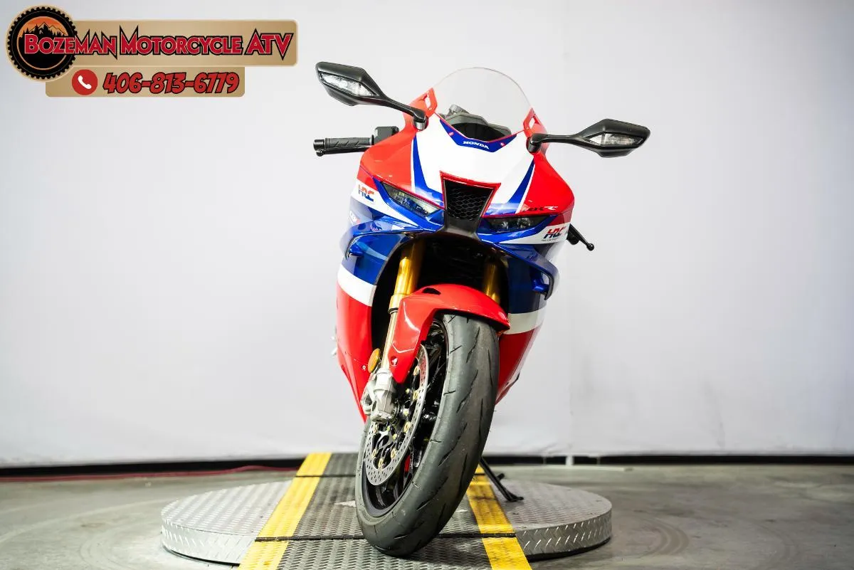 2025 HONDA CBR1000RR-R FIREBLADE SP