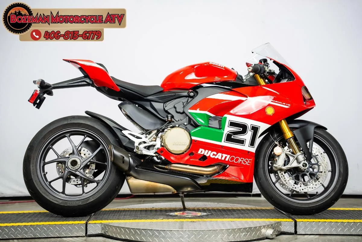 2023 DUCATI PANIGALE V2