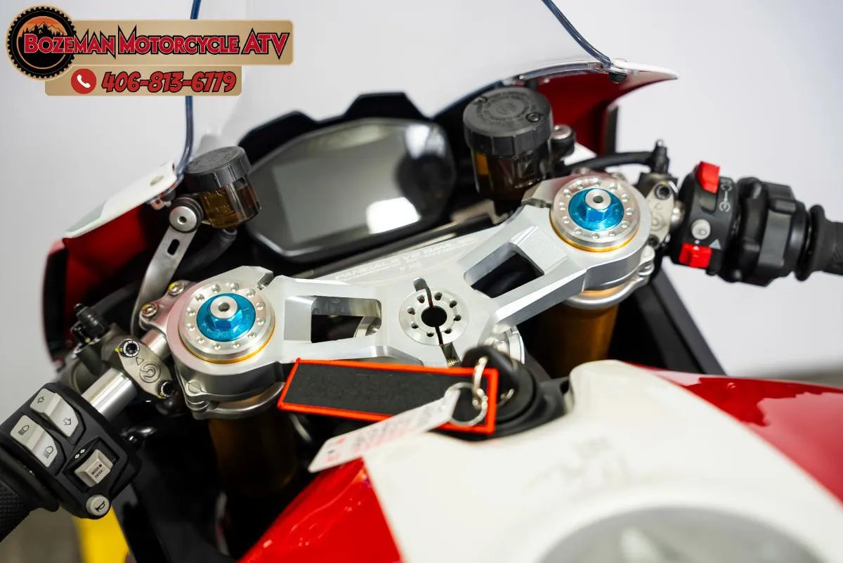 2023 DUCATI PANIGALE V2