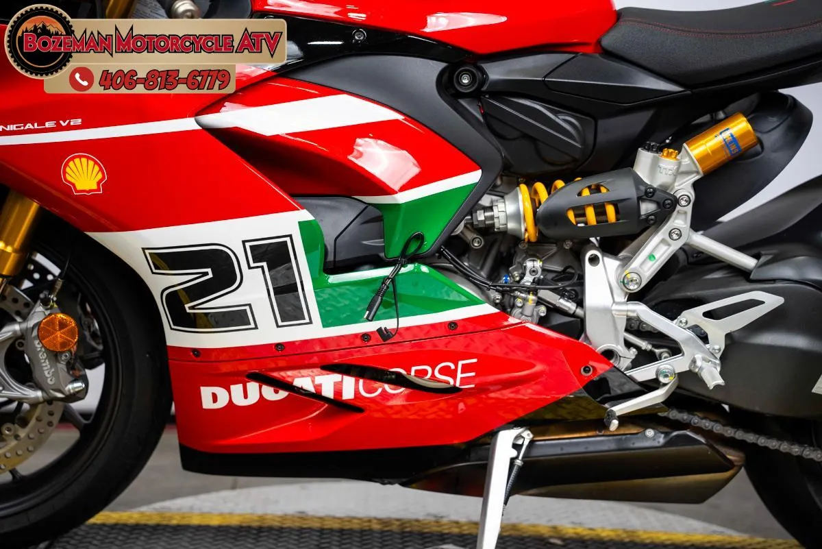 2023 DUCATI PANIGALE V2